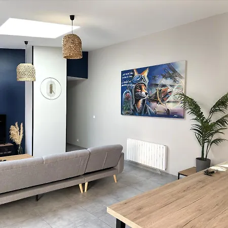 Maison Calme Avec Terrasse/garage Centre-ville C Hébergement de vacances Dijon
