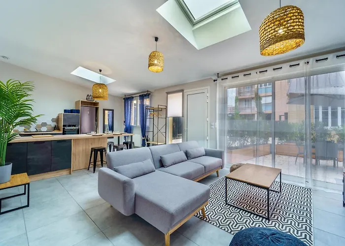 Maison Calme Avec Terrasse/garage Centre-ville C