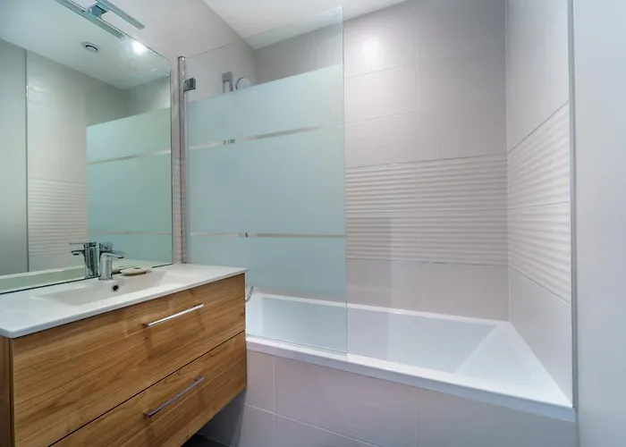 Maison Calme Avec Terrasse/garage Centre-ville C Tatil Evi